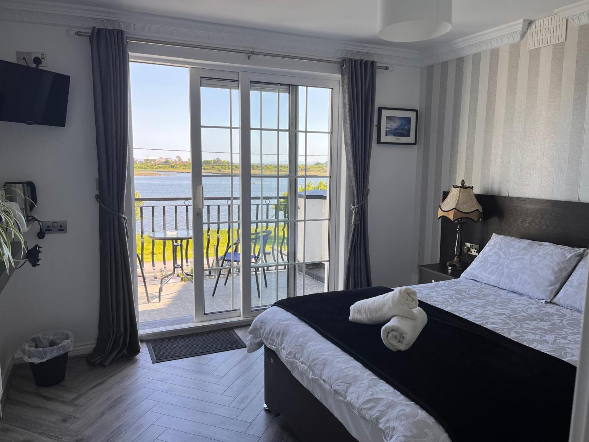 The Light House Hotel Galway Buitenkant foto
