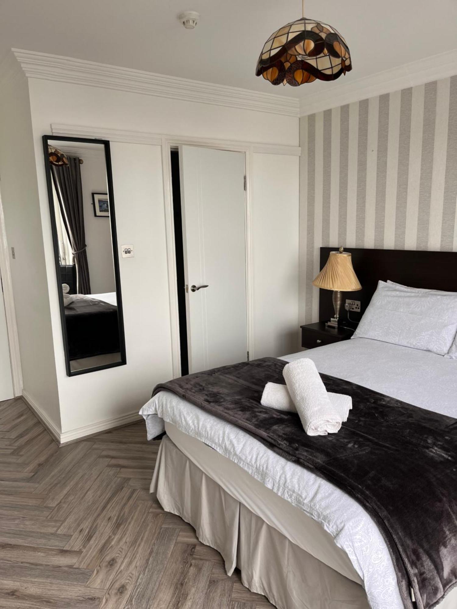 The Light House Hotel Galway Kamer foto